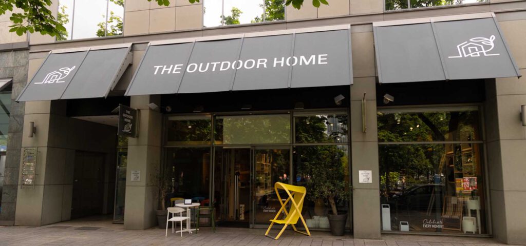 The Outdoor Home