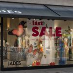 JADES ZIEHT AUF DIE KÖNIGSALLEE
